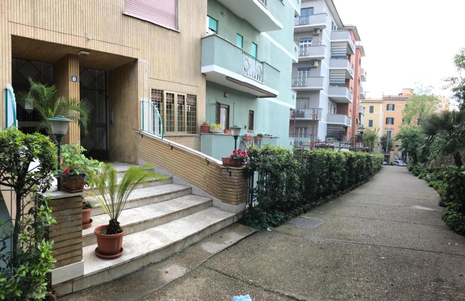 Applecat Hotel Rome Exterior photo